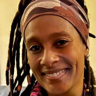 Portraitfoto von Selina Manu